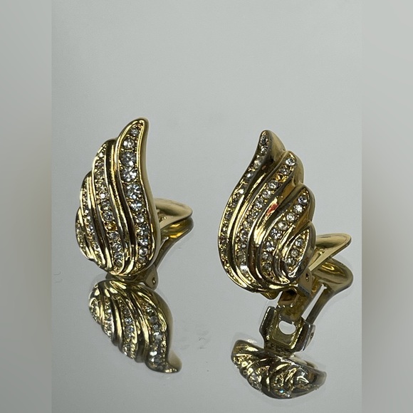 Christian Dior Rhinestone Gold Tone Clip On Earrings With Dust Bag - Picture 5 of 11